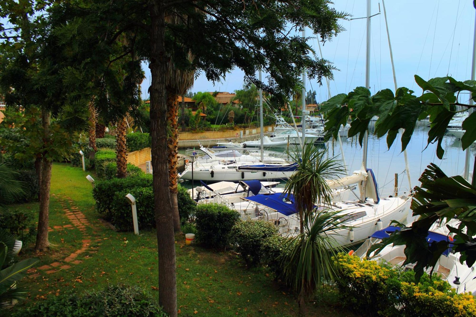 Laguna Azzurra Portorosa Furnari